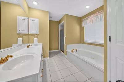 18012 W Lakeview Dr, Troup, TX 75789 - Photo 23