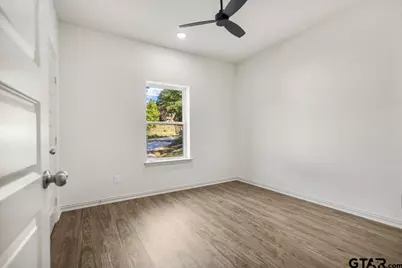 817 Boyd Ave, Tyler, TX 75701 - Photo 27