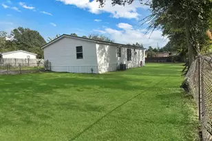 181 Cyclone St, Waskom, TX 75692 - Photo 3