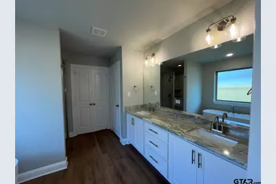 10008 Dayspring Dr, Flint, TX 75762 - Photo 17