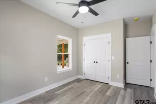 838 W Devereaux St, Jacksonville, TX 75766 - Photo 17