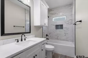 838 W Devereaux St, Jacksonville, TX 75766 - Photo 19