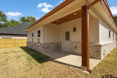 838 W Devereaux St, Jacksonville, TX 75766 - Photo 35