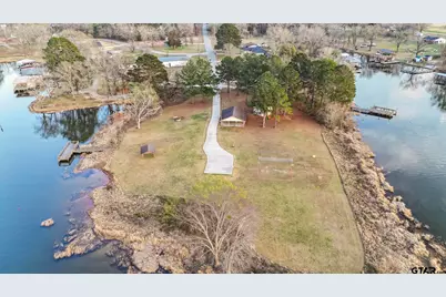 18208 N Lakeview, Troup, TX 75789 - Photo 39