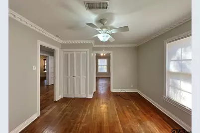 1309 Robertson Ave, Tyler, TX 75701 - Photo 11