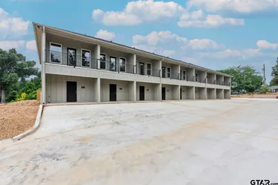 527 N College St #3, Lindale, TX 75771 - Photo 1