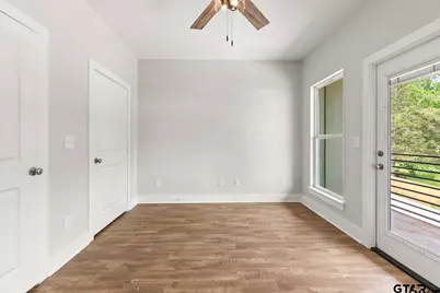 527 N College St #3, Lindale, TX 75771 - Photo 13