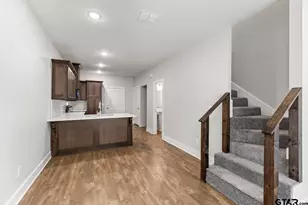 527 N College St, Lindale, TX 75771 - Photo 5