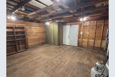 300 E Lake, Tyler, TX 75701 - Photo 21