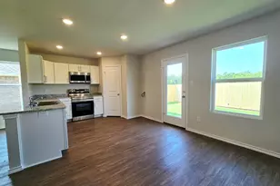 1702 Meadow Ln, Whitehouse, TX 75791 - Photo 5