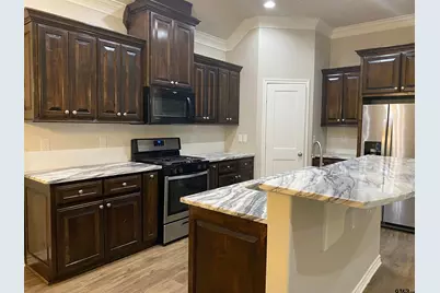 3945 Old Omen Rd, Tyler, TX 75707 - Photo 13