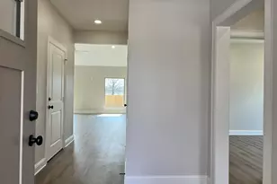 10681 County Rd 152 W, Bullard, TX 75757 - Photo 3