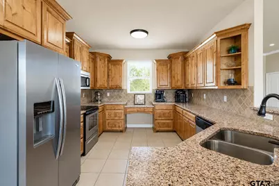 707 Jaxon Dr., Whitehouse, TX 75791 - Photo 9