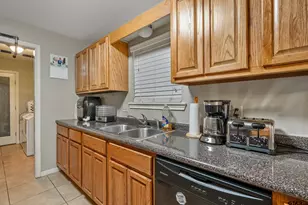 910 Bama, Tyler, TX 75701 - Photo 11