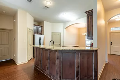 504 Happy Cir, Whitehouse, TX 75791 - Photo 9