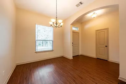 504 Happy Cir, Whitehouse, TX 75791 - Photo 5
