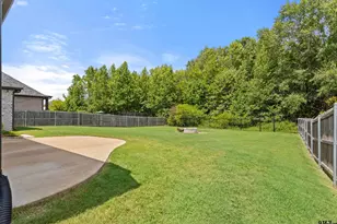 2635 Oak Creek Blvd, Tyler, TX 75703 - Photo 27