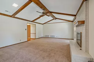 2814 Pineview, Tyler, TX 75704 - Photo 9