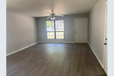 312 E Eddy, Gladewater, TX 75647 - Photo 7