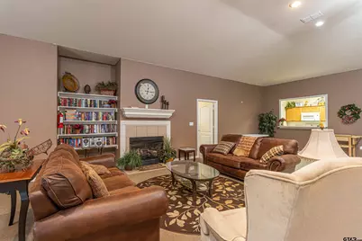 421 W Cumberland Rd  #902, Tyler, TX 75703 - Photo 25