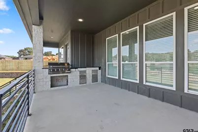 16326 Clearview Dr, Lindale, TX 75771 - Photo 7