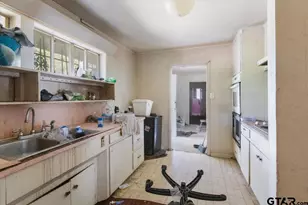 2006 N Palace Ave, Tyler, TX 75702 - Photo 11
