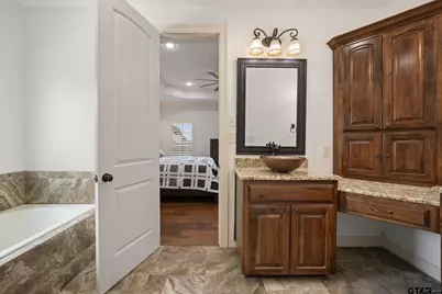 115 Circle Club Ln, Longview, TX 75602 - Photo 27
