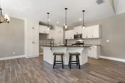 245 Heritage Ct, Lindale, TX 75771 - Photo 9