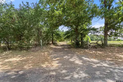 200 County Road 4253, Palestine, TX 75801 - Photo 23
