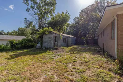 311 E Cottonwood, Overton, TX 75684 - Photo 17