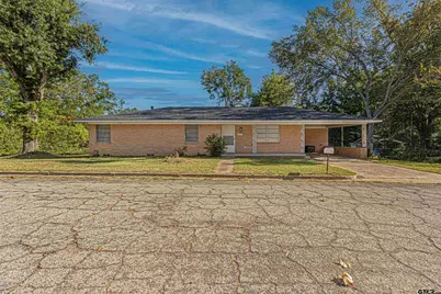 311 E Cottonwood, Overton, TX 75684 - Photo 1