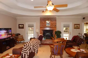 5000 Glenwood Dr, Gilmer, TX 75645 - Photo 13