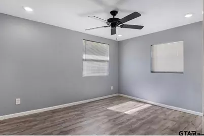 2209 Luther St, Tyler, TX 75701 - Photo 9