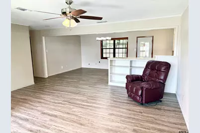 110 Glenview, Crockett, TX 75835 - Photo 3