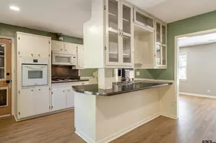 3403 Lynnwood Dr, Tyler, TX 75701 - Photo 9