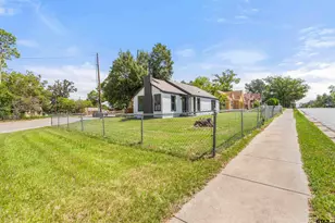 1221 Mockingbird Ln, Tyler, TX 75701 - Photo 5