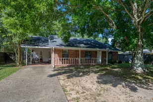 201 Bateman, Bullard, TX 75757 - Photo 1