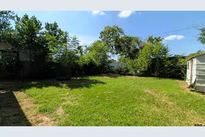 1309 W First St, Tyler, TX 75701 - Photo 11