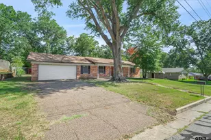 2112 Sampson Dr, Tyler, TX 75701 - Photo 3