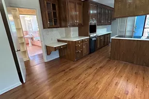 919 Wilma, Tyler, TX 75703 - Photo 5