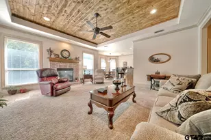 209 Heritage Ct, Lindale, TX 75771 - Photo 11