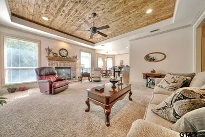 209 Heritage Ct, Lindale, TX 75771 - Photo 11