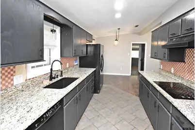 111 E Oak St, Yantis, TX 75497 - Photo 11