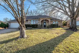 214 Stoneridge, Chandler, TX 75758 - Photo 1