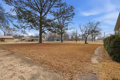 603 Lafayette St, Pittsburg, TX 75686 - Photo 25