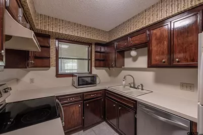 404 Hillcreek St, Whitehouse, TX 75791 - Photo 13