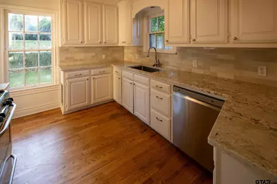 1211 S Sneed, Tyler, TX 75701 - Photo 15