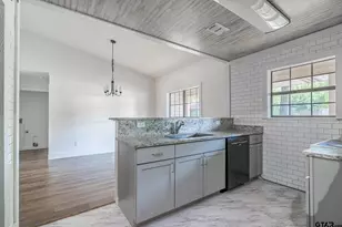 206 Pinewood Dr, Whitehouse, TX 75791 - Photo 17