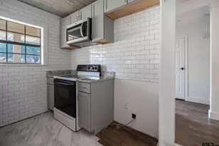 206 Pinewood Dr, Whitehouse, TX 75791 - Photo 15