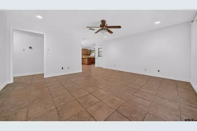3041 Lakewood Dr, Tyler, TX 75702 - Photo 11